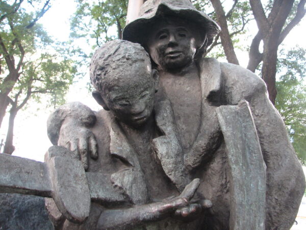 Apenas 2 dos monumentos de SP homenageia pessoas negras maior parte é