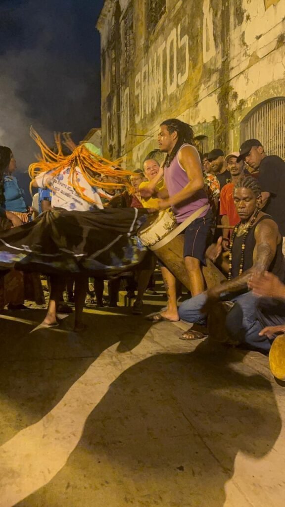 Tambor de Crioula tocado em rua no Centro Histórico - Foto: Lucas de Matos